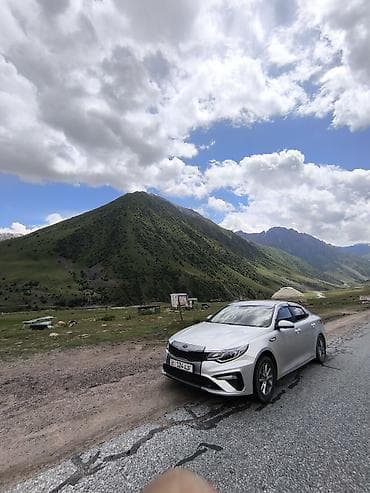 geely galaxy e5: Kia K5: 2019 г., 2 л, Автомат, Газ, Седан — 2