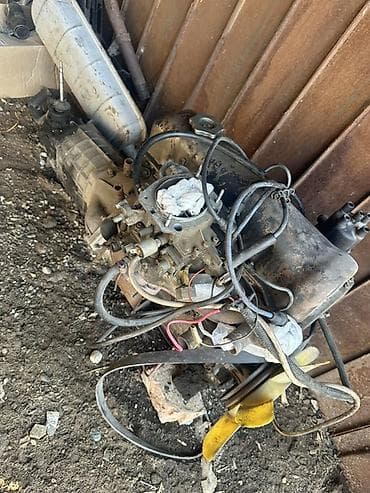 Двигатель с механической коробкой передач (в сборе), карбюраторный