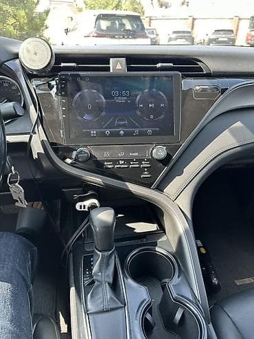 Транспорт: Toyota Camry: 2018 г., 2.5 л, Автомат, Бензин, Седан — 10