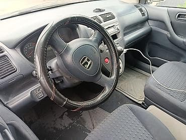 step wgn: Honda Civic: 2001 г., 1.5 л, Автомат, Бензин, Хэтчбэк — 4