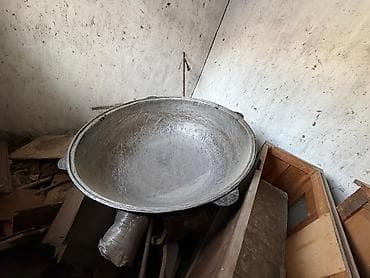 советский чайник: Продаю большой казан объемом 225 л, б/у, производство СССР, в отличном — 3