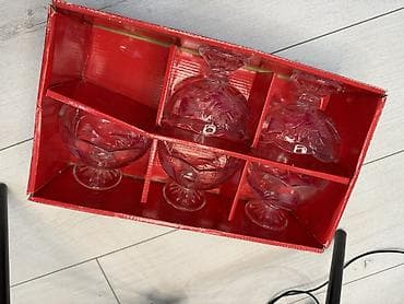 Наборы стеклянной посуды. 1) Набор креманок на ножке, 6 штук -