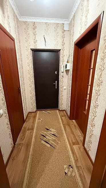2016: 1 комната, 32 м², 7 этаж — 3