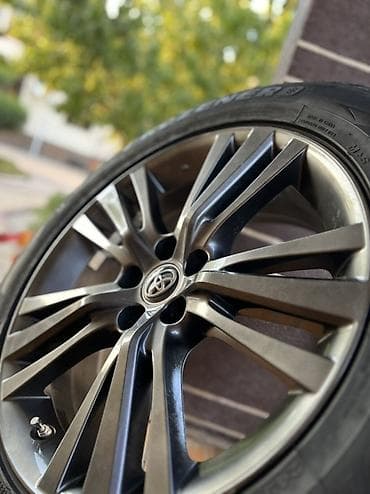 Транспорт: Диски и шины масло зимние 4 комплект идеальное состояние для Toyota — 2