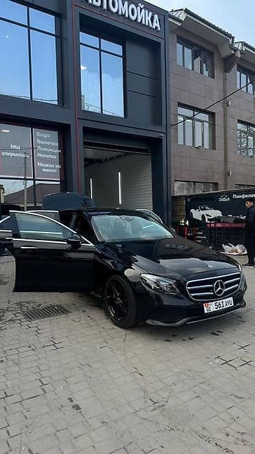 мерс 2018: Mercedes-Benz E-Class: 2018 г., 2 л, Автомат, Седан — 1