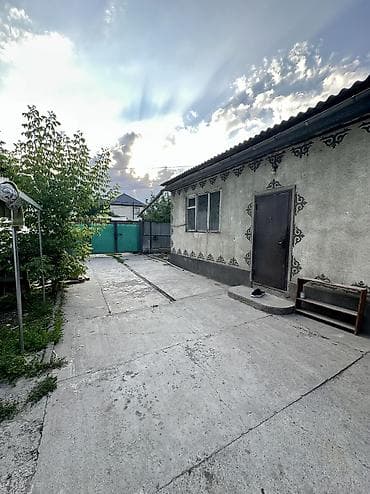 дом для большой компании: 200 м², 5 комнат, Утепленный, Парковка, Забор, огорожен — 5