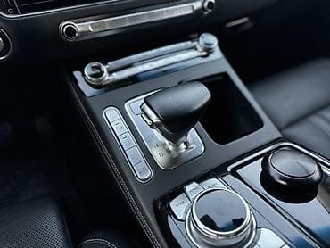 Hyundai Genesis: 2019 г., 3.8 л, Автомат, Бензин, Седан — 10