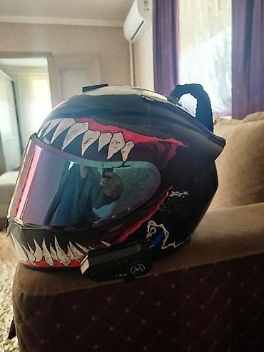 Турники и брусья: Мотошлем интеграл с авторским аэрографическим дизайном «пасть» и — 2