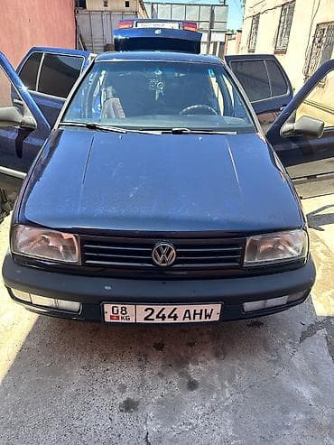 howo tx: Volkswagen Vento: 1993 г., 1.8 л, Механика, Бензин, Седан — 10