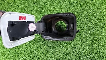 51 17 7 ?слонка заливного отверстия Е60 Год 2005 В отличном