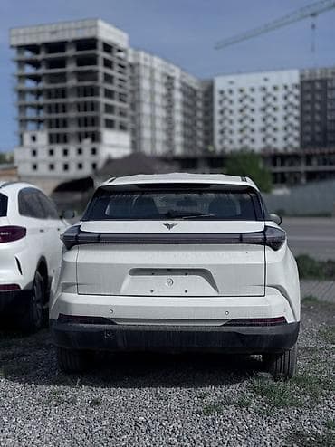 welt: Weltmeister 2021 г., 101000 км, Передний, В наличии — 3