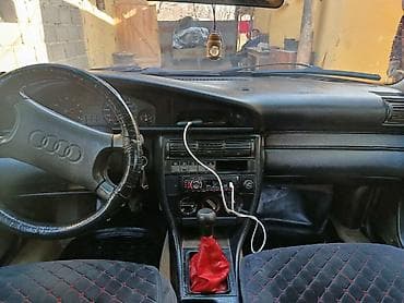 кассеты аудио: Audi 100: 1994 г., Бензин, Седан — 7