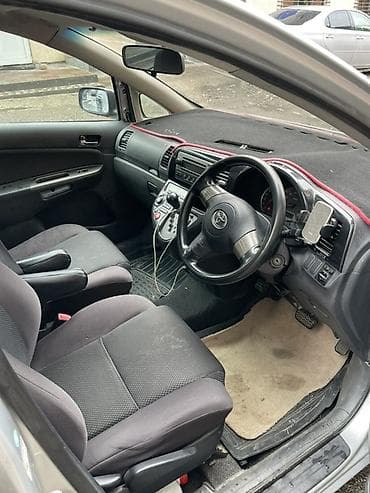 Продажа авто: Toyota WISH: 2003 г., 2 л, Автомат, Бензин, Универсал — 4
