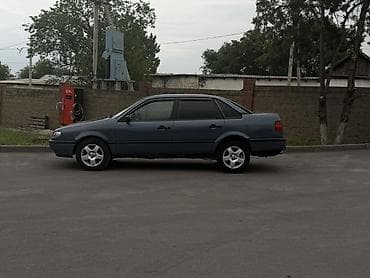 Volkswagen Passat: 1994 г., 1.8 л, Механика, Бензин, Седан