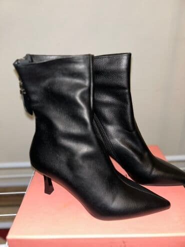 женская модельная обувь больших размеров: Женские ботильоны- на низком каблуке

- Цвет: черный
- размер 36 — 2