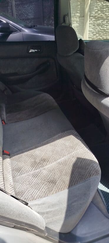 автомобиль для продажи: Honda Accord: 2000 г., 2 л, Автоматические, Бензин, Седан — 5