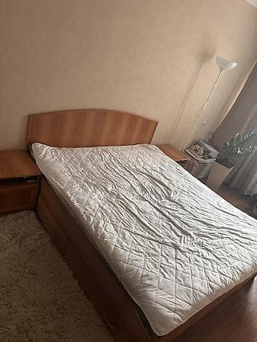 Спальный гарнитур, Б/у, Двуспальная кровать, Комод, Тумба, ДСП, Самовывоз, цвет - Коричневый — 3