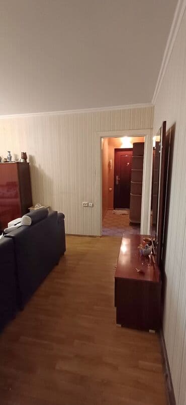 продаю квартиру район 9микрарайон: 3 бөлмө, 58 м², 104-серия, 2 кабат — 11