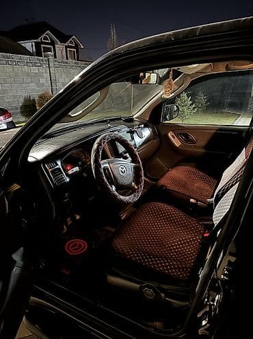 suzuki samurai: Mazda Tribute: 2003 г., 2 л, Механика, Бензин — 5