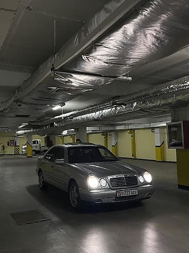 mers 212: Mercedes-Benz E-Class: 1998 г., 3.2 л, Механика, Бензин, Седан — 6