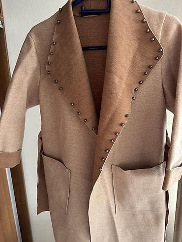 пошив верхней одежды: Набор верхней одежды (3 вещи): 1) Меховая шуба с капюшоном . Размер — 3