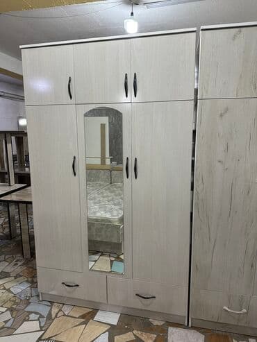 эксклюзивную мебель ручной работы: Шкаф и на заказ делаем любой сложности шифоньер прихожку стол — 2