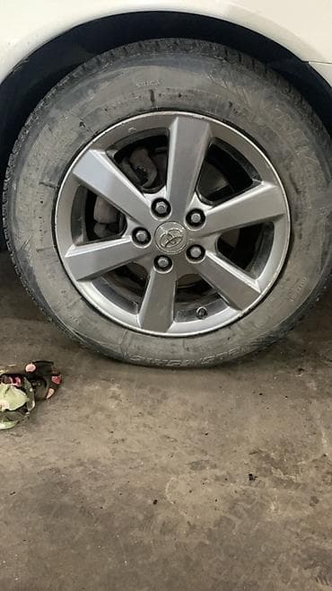 Диски: Литые Диски R 16 Toyota, отверстий - 5 — 1