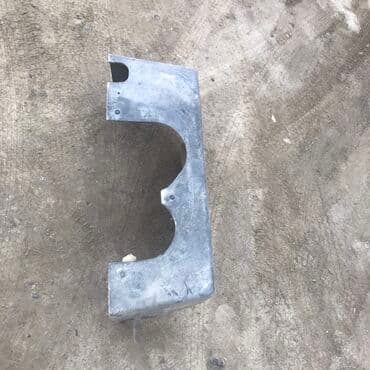 ремонт радиаторов охлаждения автомобилей: Подушка мотора Ford 2000 г., Б/у, Оригинал — 2