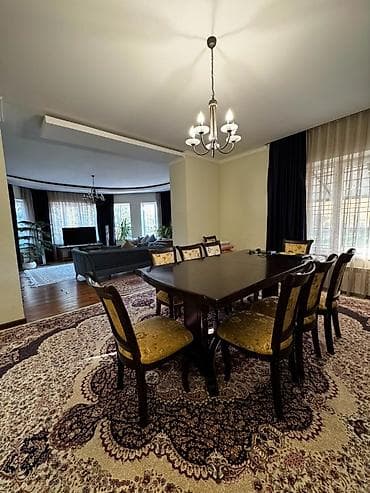 асанбай 105 серии: 250 м², 7 комнат — 8