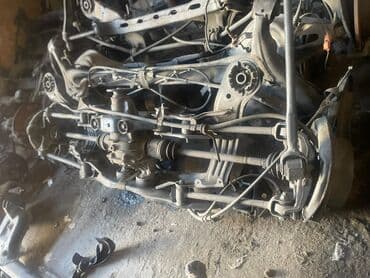 средний кузов двух скат: Рама Toyota, Б/у, Оригинал — 1