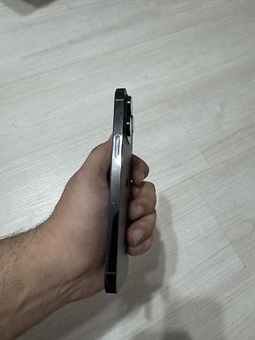 Уюлдук телефондор жана аксессуарлар: IPhone 14 Pro Max, Колдонулган, 256 ГБ, Black Titanium, Заряддоочу түзүлүш, Кабель, Каптама, 83 % — 3