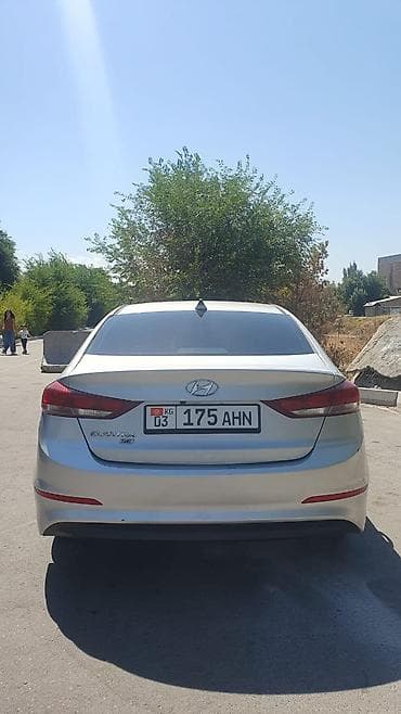 Продажа авто: Hyundai Elantra: 2017 г., 2 л, Автомат, Бензин, Седан — 2