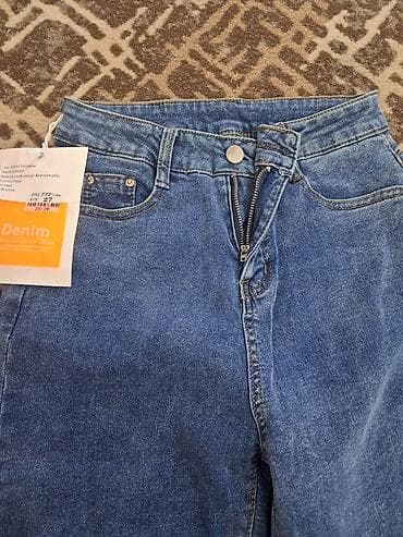 Женская одежда: Джинсы Denim - Классический синий цвет, плотный деним с легким — 2