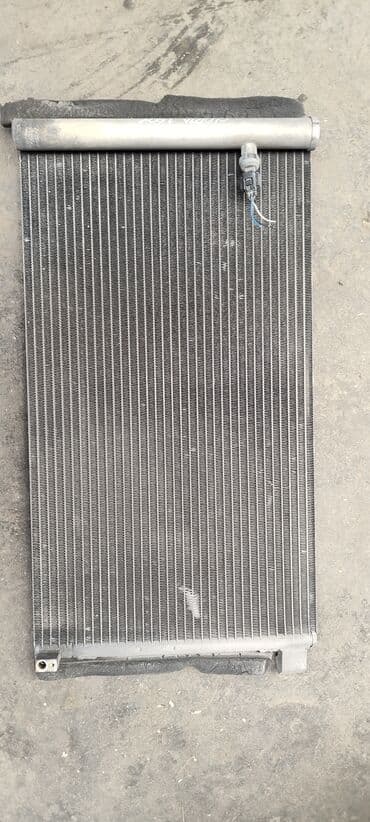 радиаторы на ниссан: Май радиатору Nissan Колдонулган, Оригинал — 1