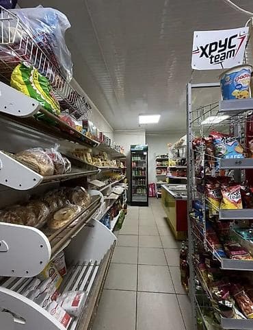 гараж на аренду: Срочно продается магазин с собственным участком Участок на красной — 2