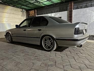 Продажа авто: BMW 5 series: 1993 г., 4.4 л, Ручные, Бензин, Седан — 6