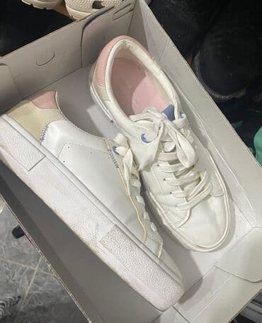 pull bear: Кроссовки, 36, 36.5, 35.5, PULL&BEAR, Новый, цвет - Белый, Самовывоз — 1