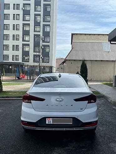 hyundai 55: Hyundai Avante: 2019 г., 1.6 л, Автомат, Бензин, Седан — 4