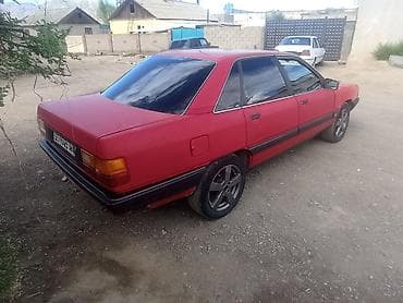 домик на колесах: Audi 100: 1990 г., 1.8 л, Механика, Бензин, Седан — 3