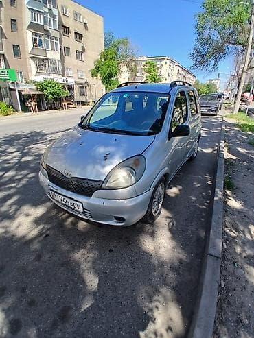 Toyota: Toyota Funcargo: 2001 г., Минивэн — 2