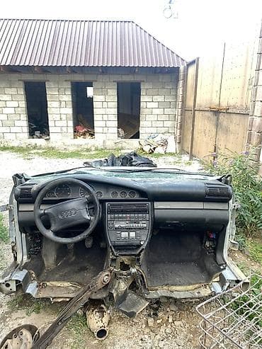 Торпедо Audi 1995 г., Б/у, Оригинал, Германия