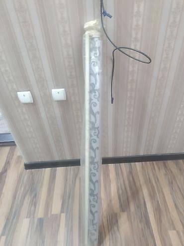 Продаю рол шторы новый размер указан прошу 3000