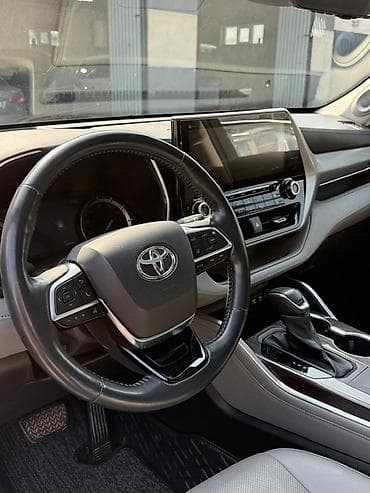 гибрит авто: Toyota Highlander: 2021 г., 2.5 л, Автомат, Гибрид, Кроссовер — 2