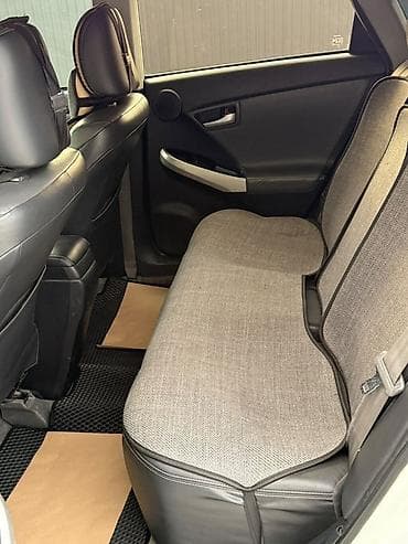 Транспорт: Toyota Prius: 2015 г., 1.8 л, Вариатор, Гибрид, Хэтчбэк — 9