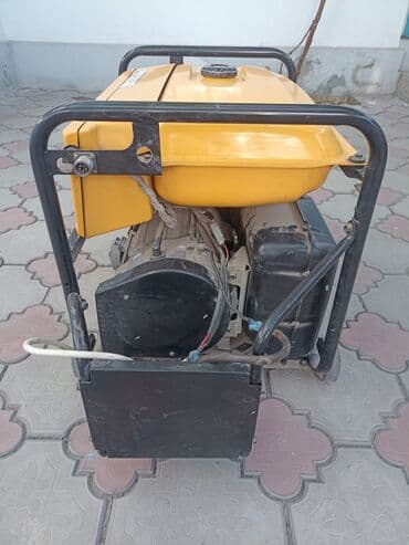 Японский оригинальный генератор на 5 кВт. Пользовались очень мало at lalafo.kg Японский оригинальный генератор на 5 кВт. Пользовались очень мало