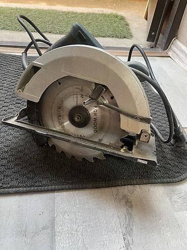 Пилы: Дисковая пила Bosch GKS 190 - Сетевая циркулярная пила для — 1