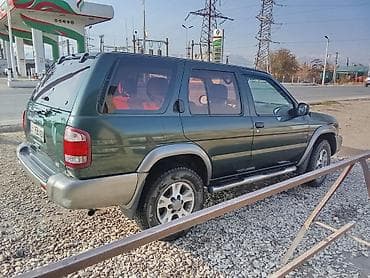 Nissan Pathfinder: 2002 г., Внедорожник — 4