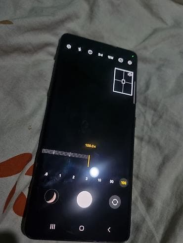 type s: Samsung Galaxy S21 Ultra 5G — 4
