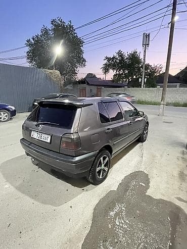 6: Volkswagen Golf: 1993 г., 1.6 л, Бензин, Хэтчбэк — 4