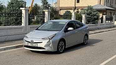 suzuki lets 2: Toyota Prius: 2016 г. — 5